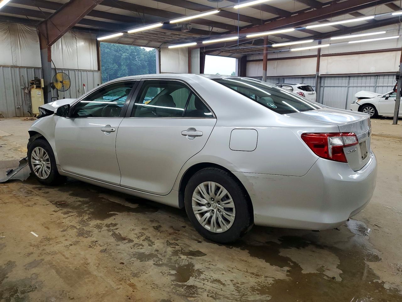 Toyota Camry L