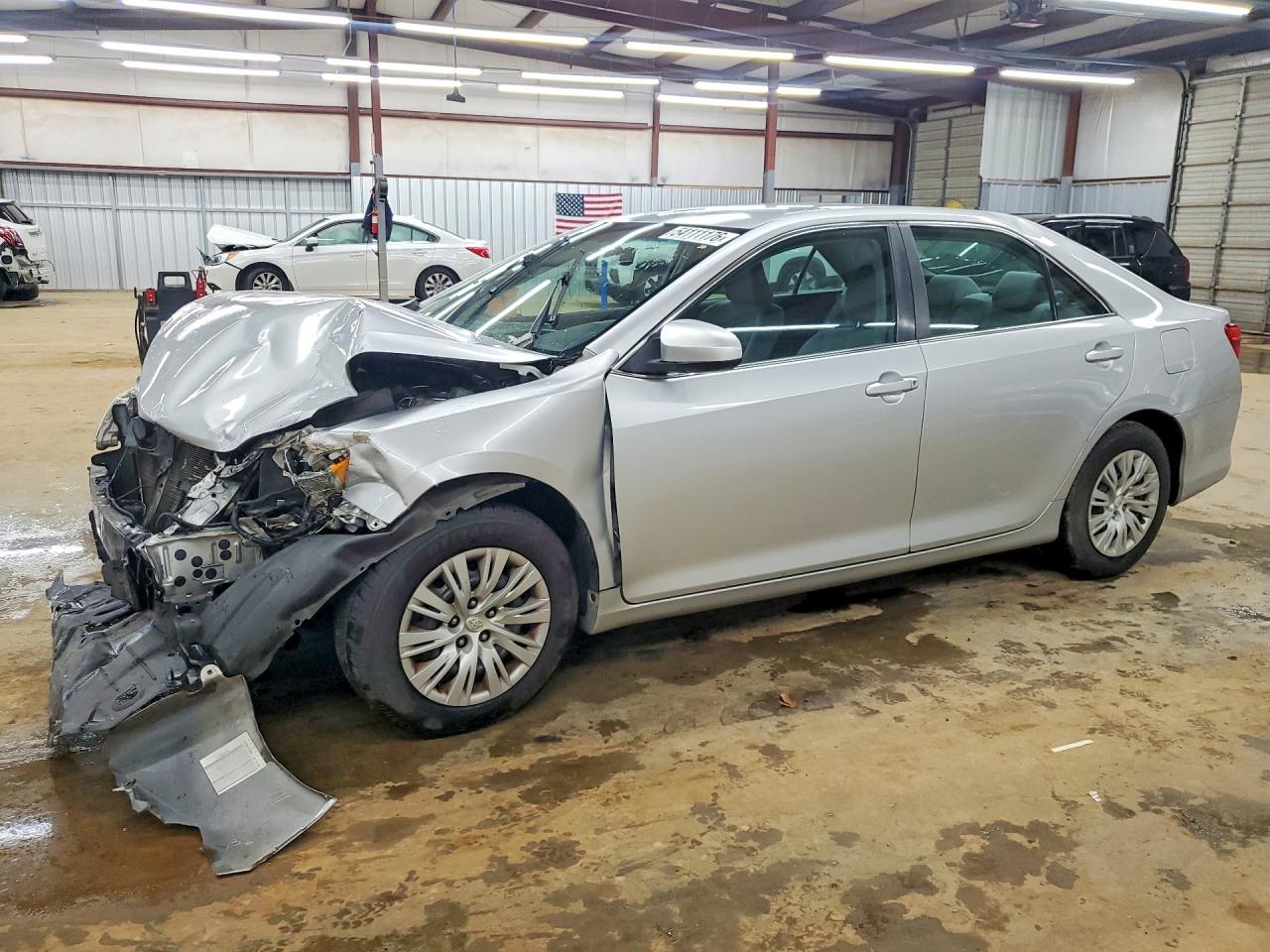 Salvage Toyota Camry Image