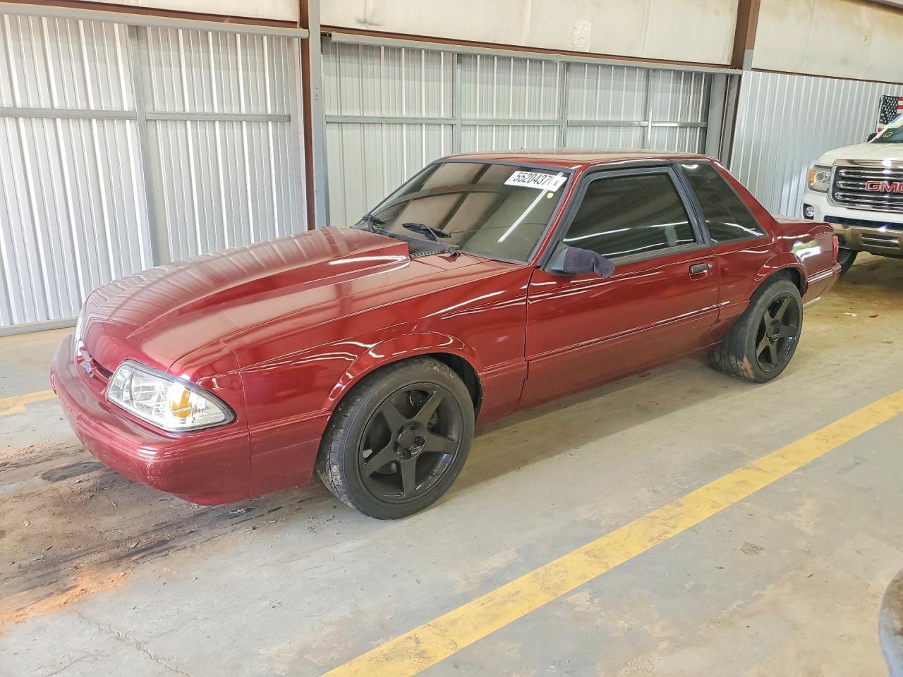 Salvage Ford Mustang Image