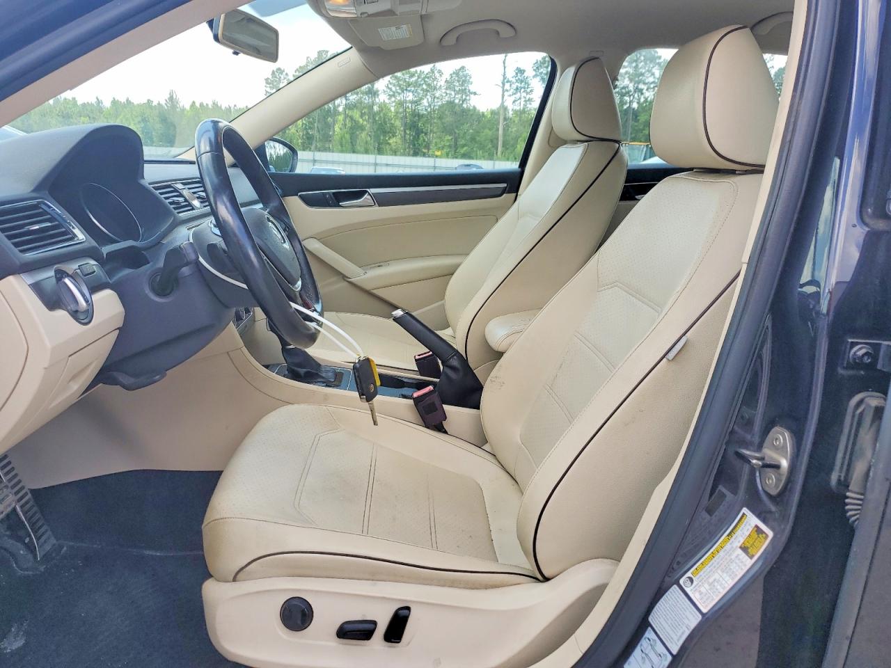 Volkswagen Passat R-line