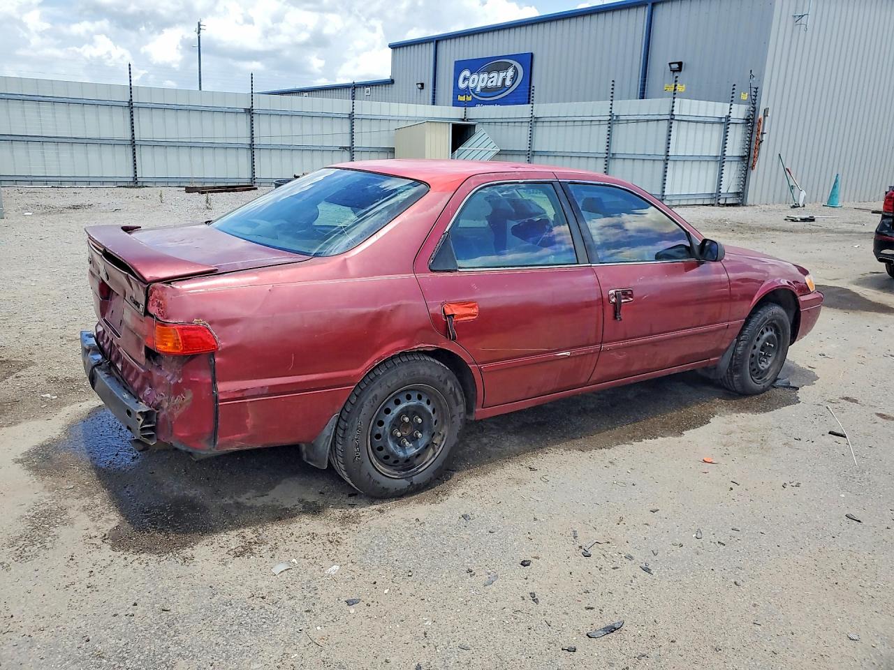 Toyota Camry Le V6