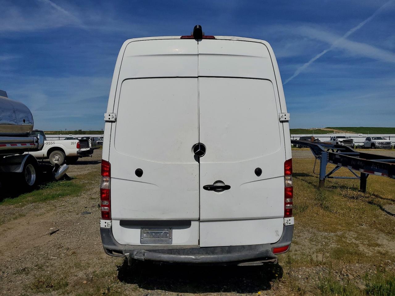 Mercedes-Benz Sprinter 2500