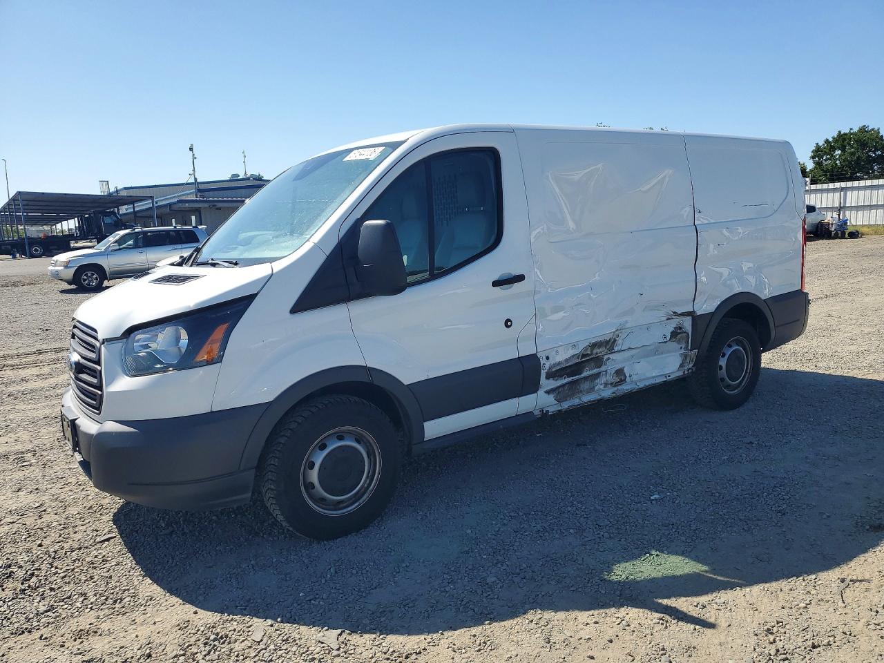 Salvage Ford Transit Image