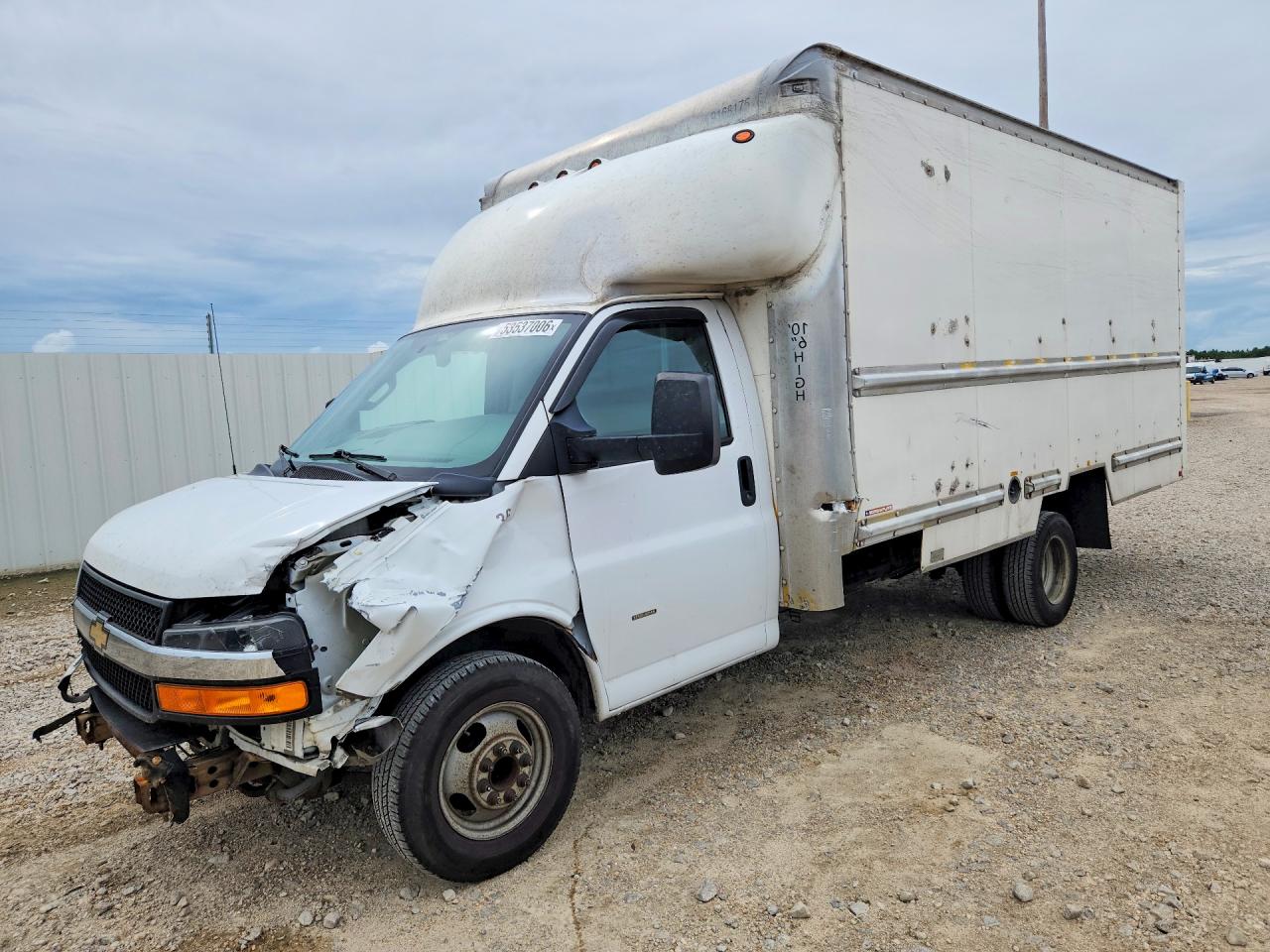 Salvage Chevrolet Express Image