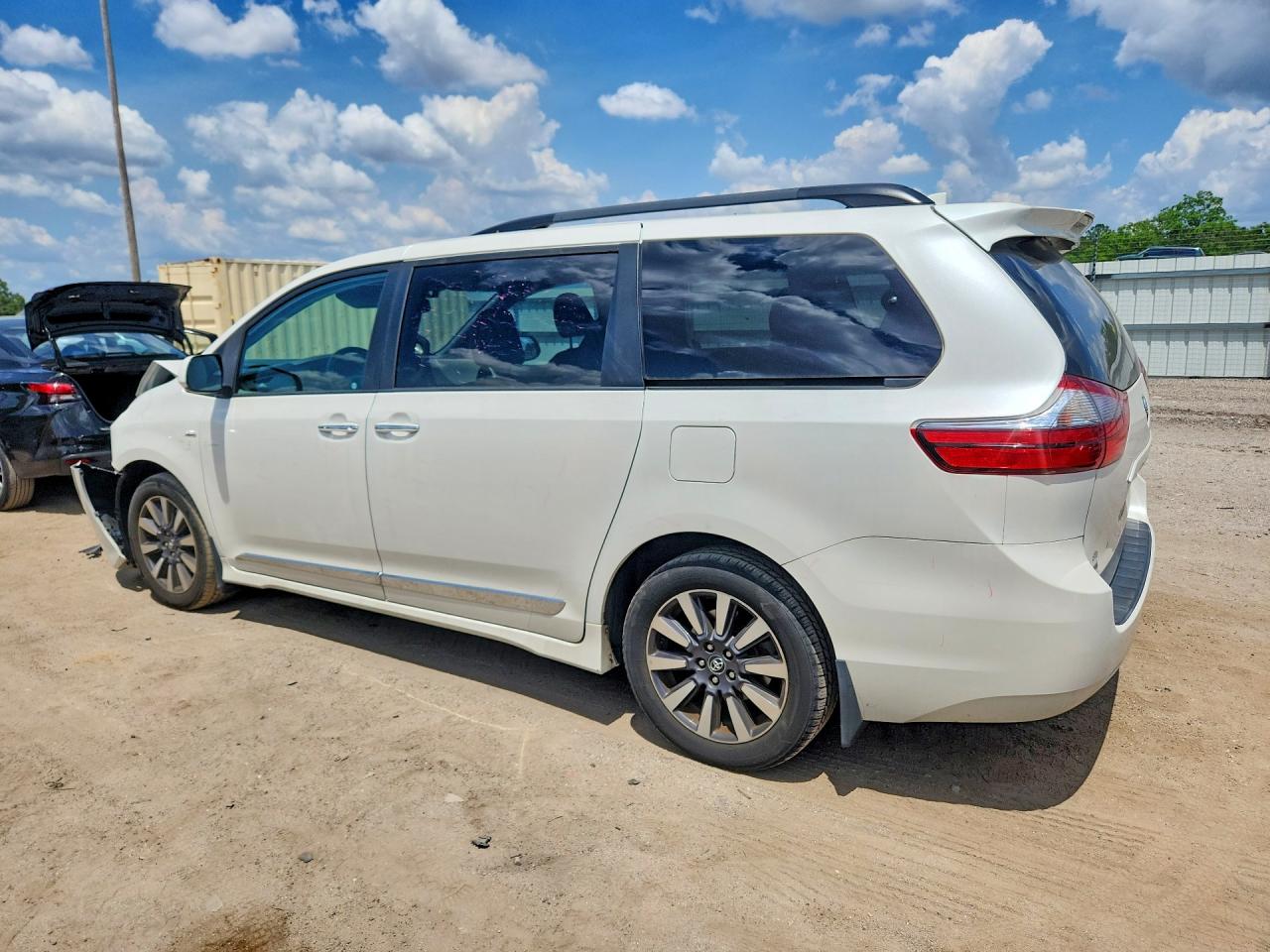 Toyota Sienna Xle 7-passenger