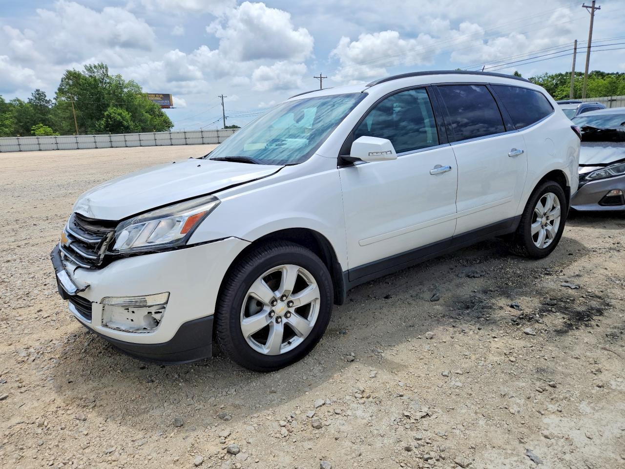 Salvage Chevrolet Traverse Image