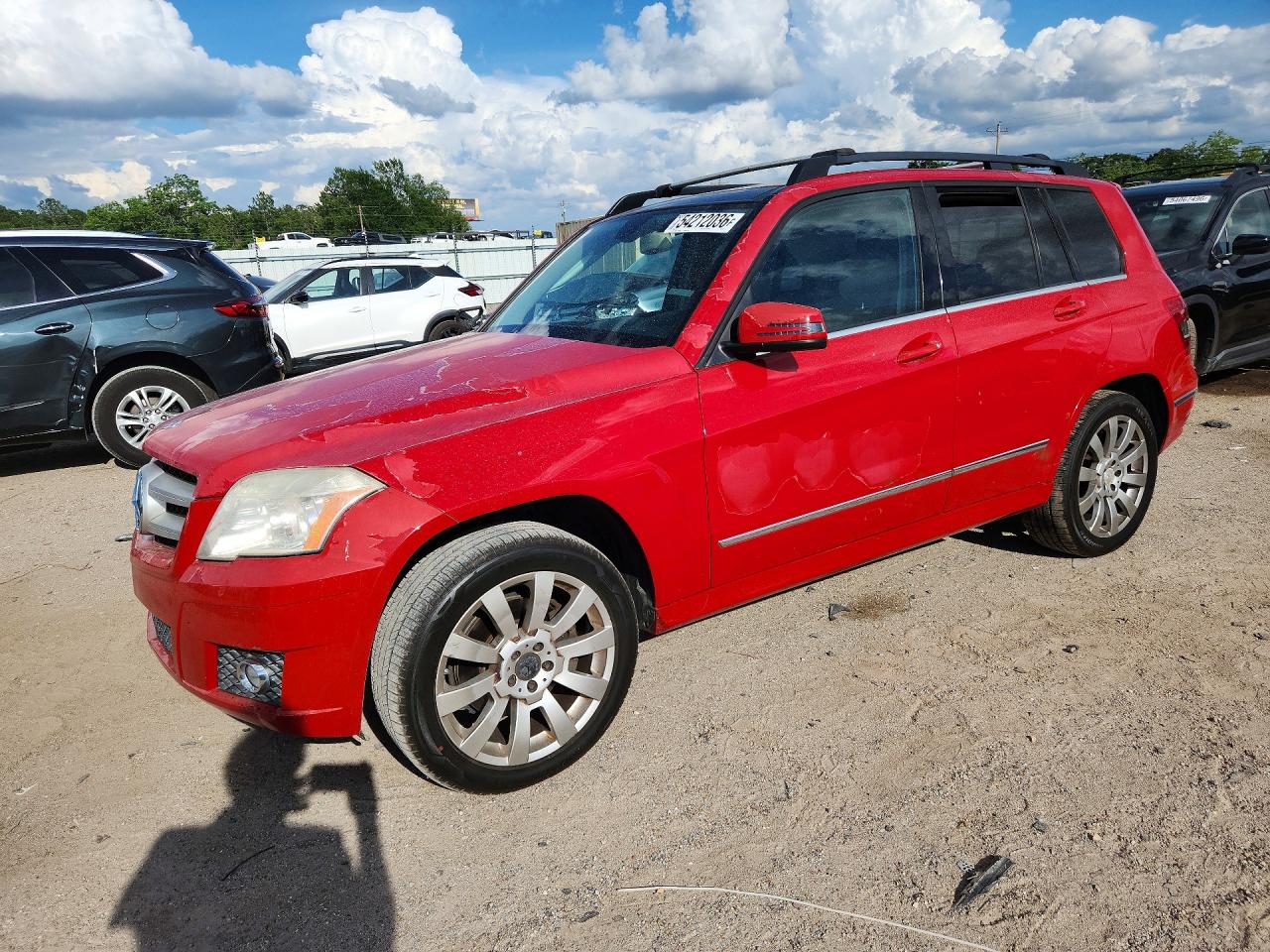 Salvage Mercedes-Benz GLK Image