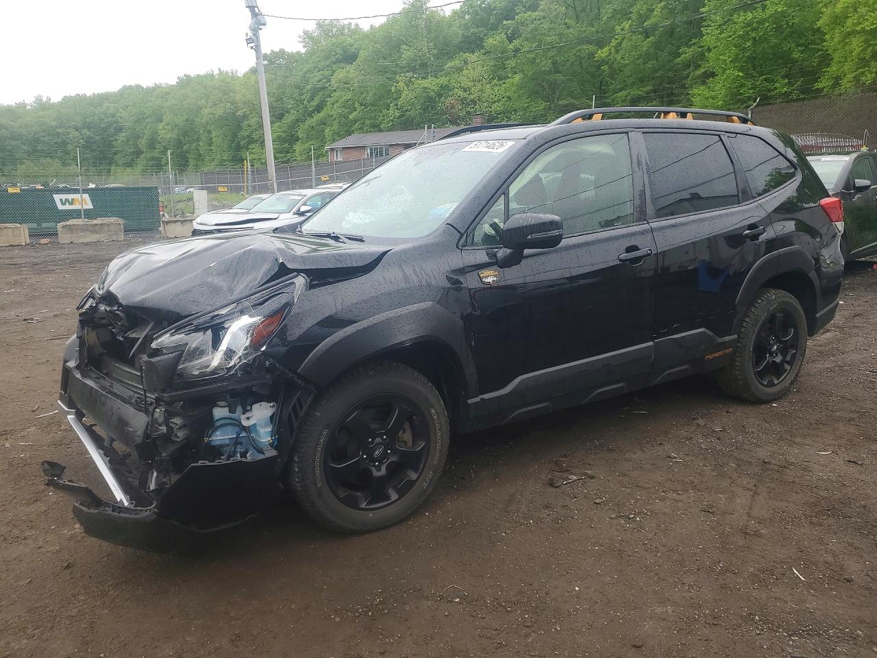 Salvage Subaru Forester Image