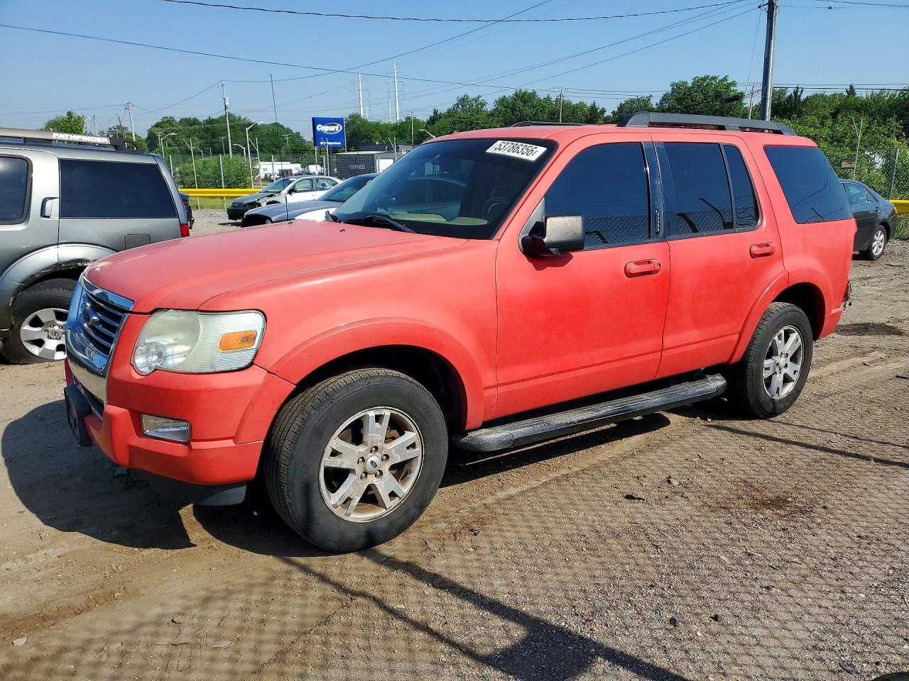 Salvage Ford Explorer Image