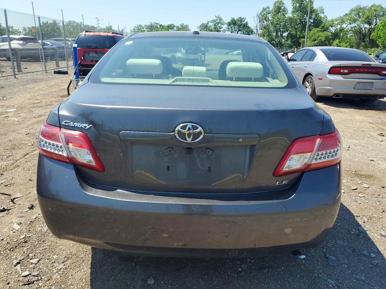 Toyota Camry Le