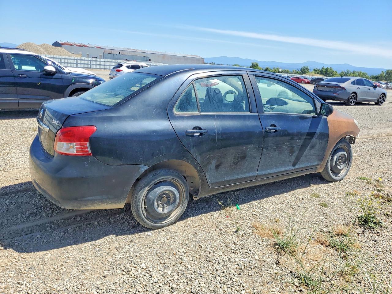 Toyota Yaris Base