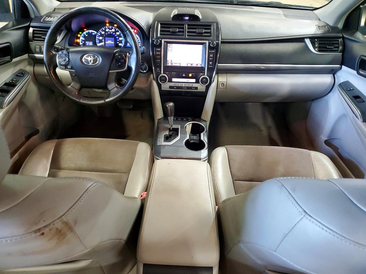 Toyota Camry Xle