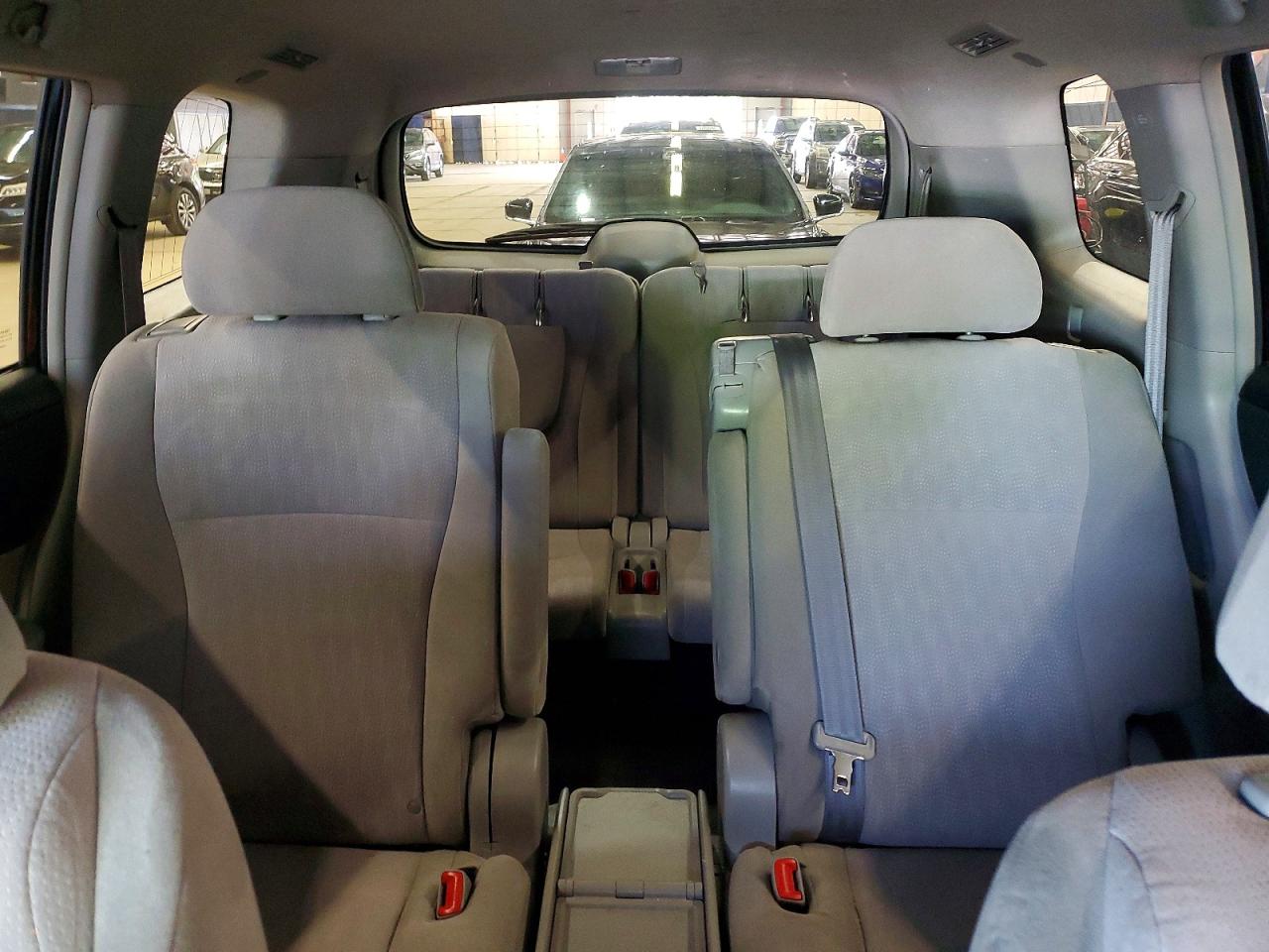 Toyota Highlander Base