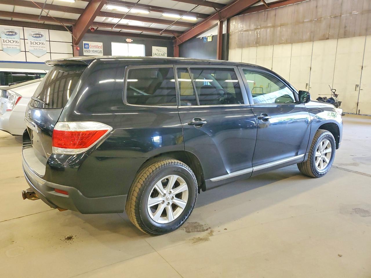 Toyota Highlander Base