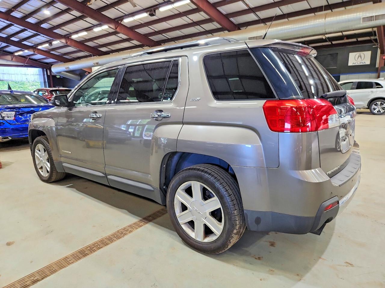 GMC Terrain Slt