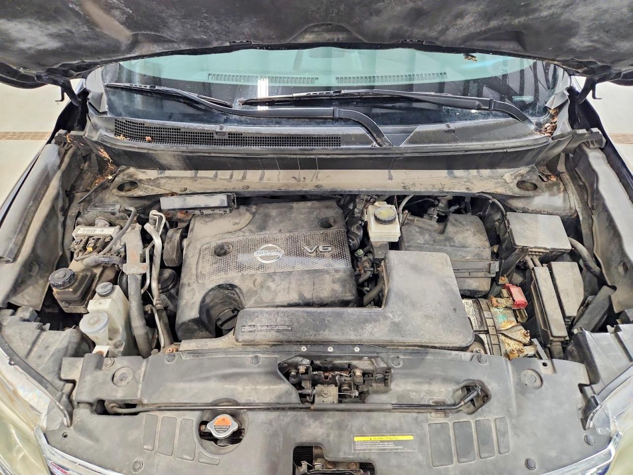 Nissan Pathfinder S