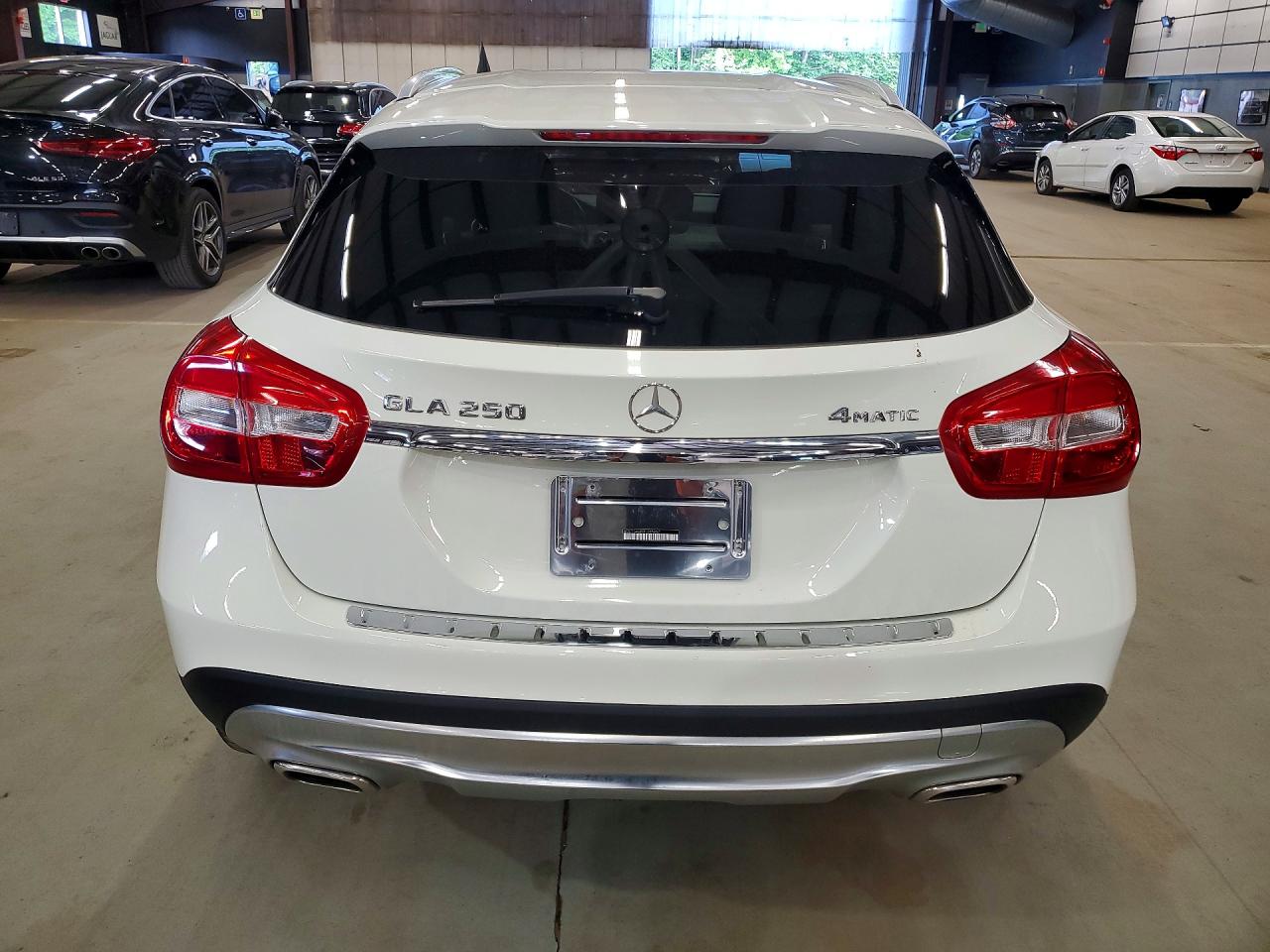 Mercedes-Benz GLA 250 4matic
