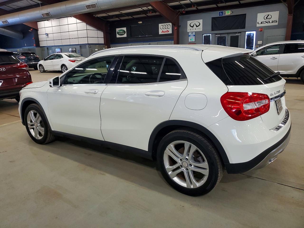 Mercedes-Benz GLA 250 4matic