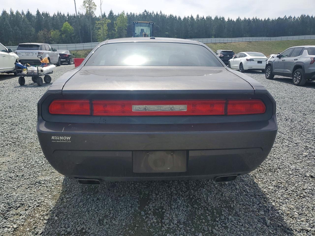 Dodge Challenger Sxt