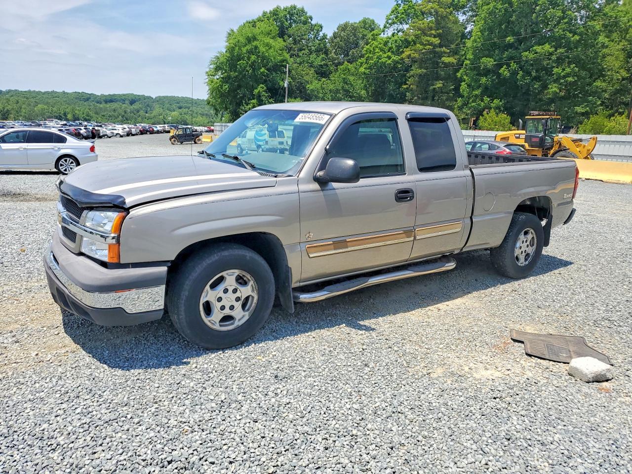 Salvage Chevrolet Silverado Image