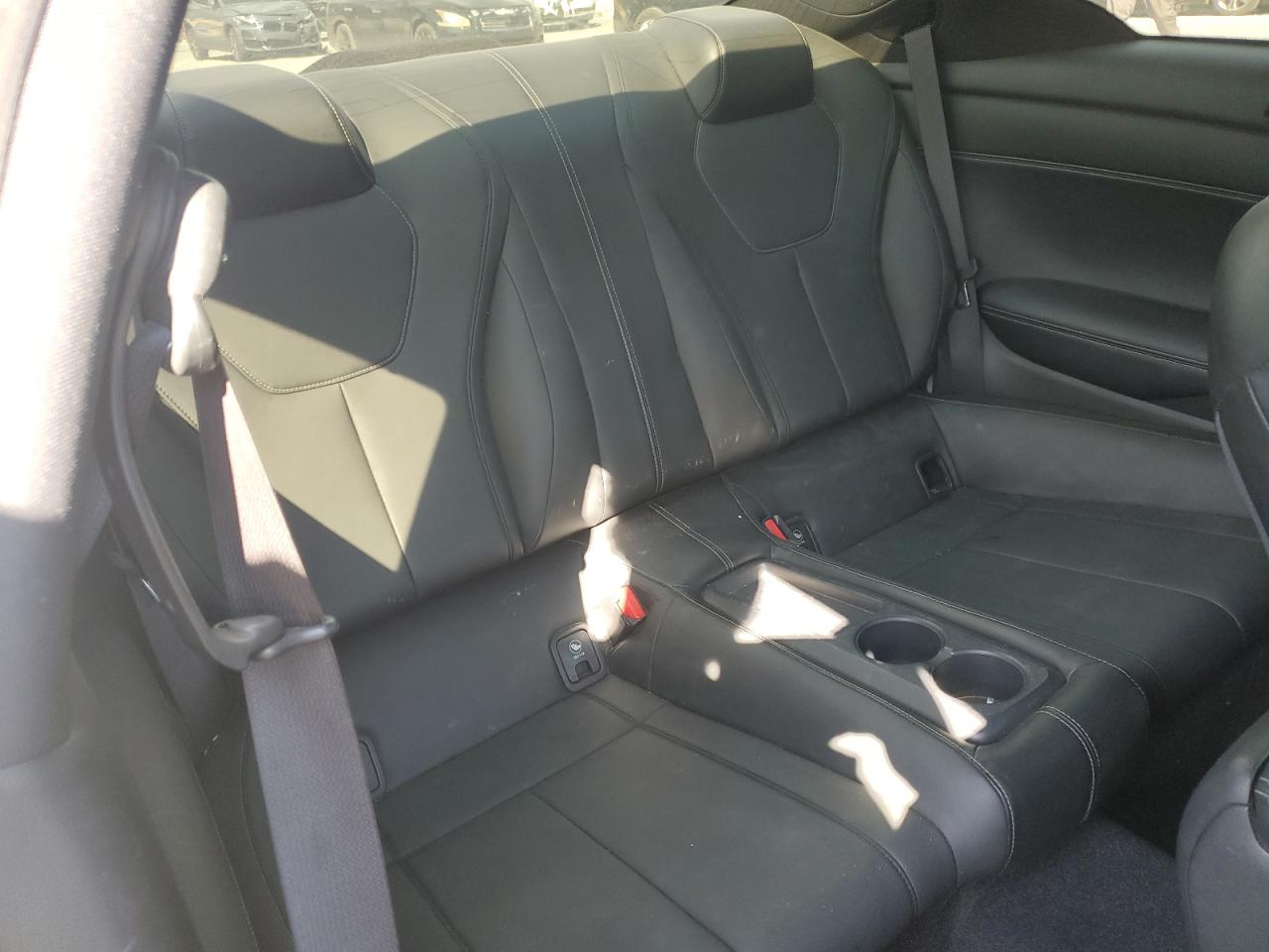 INFINITI Q60 Luxe 300