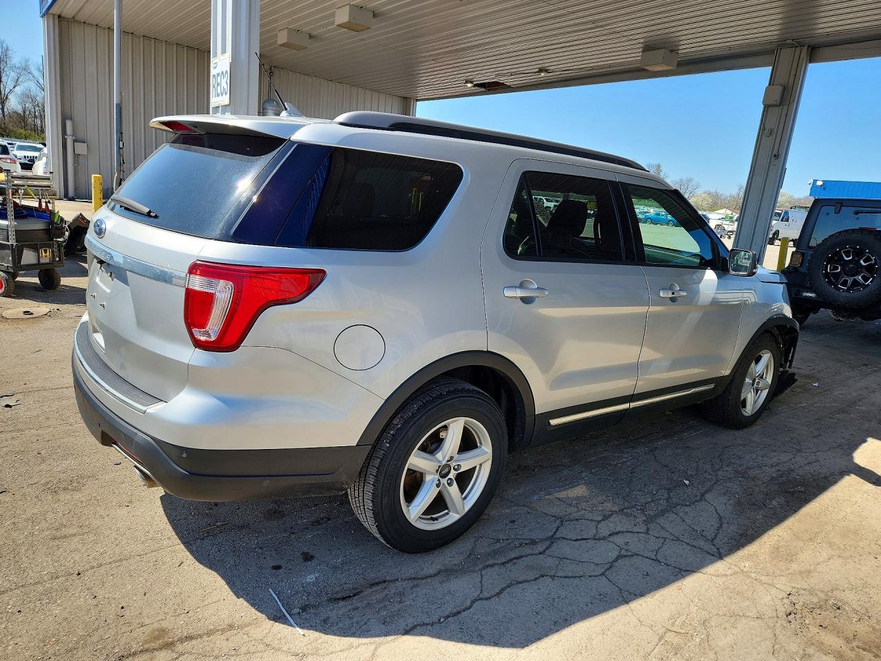 Ford Explorer Xlt