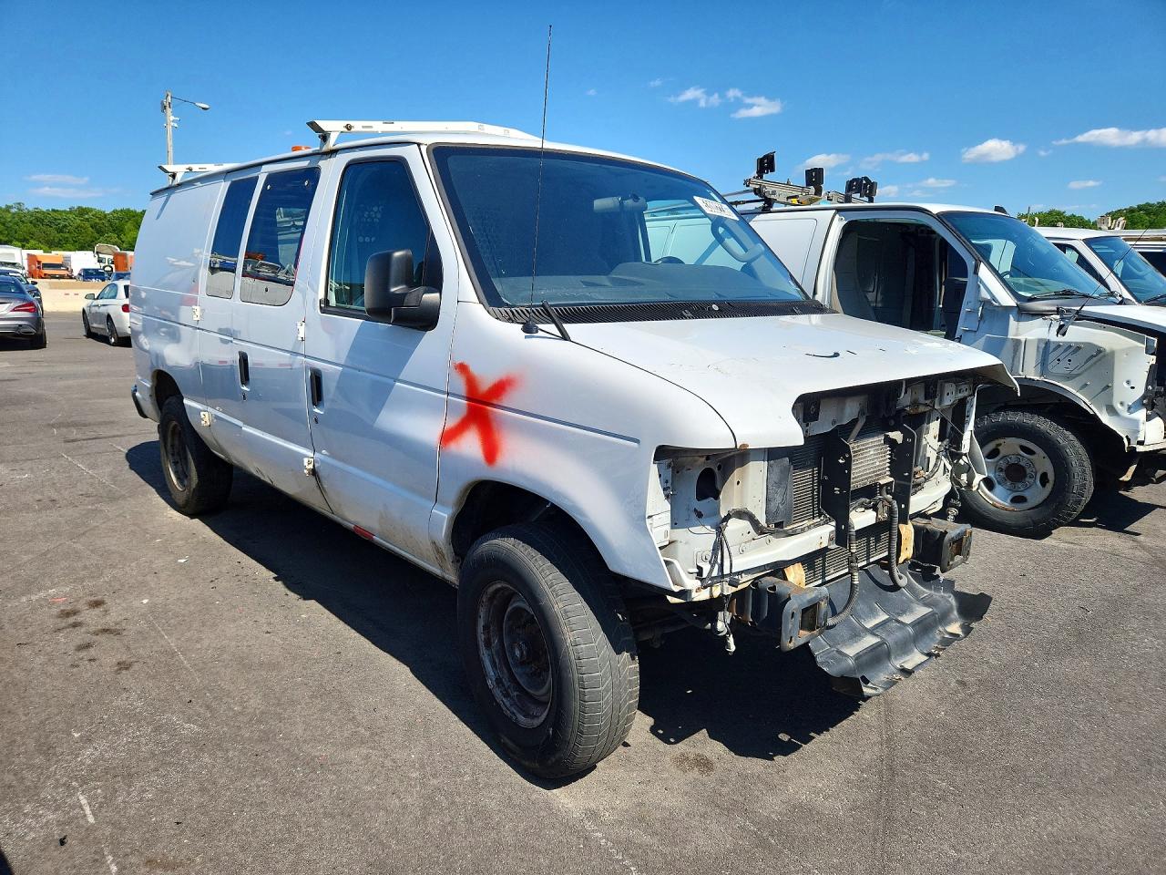 Ford Econoline E250 Van