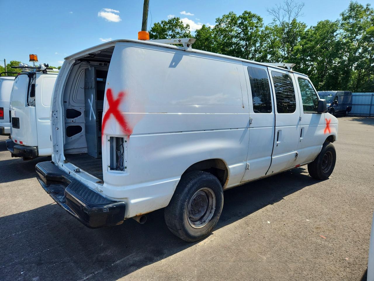 Ford Econoline E250 Van