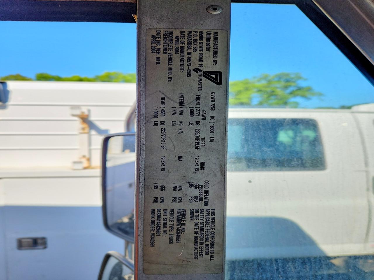 Freightliner Chassis M Line Walk-in Van