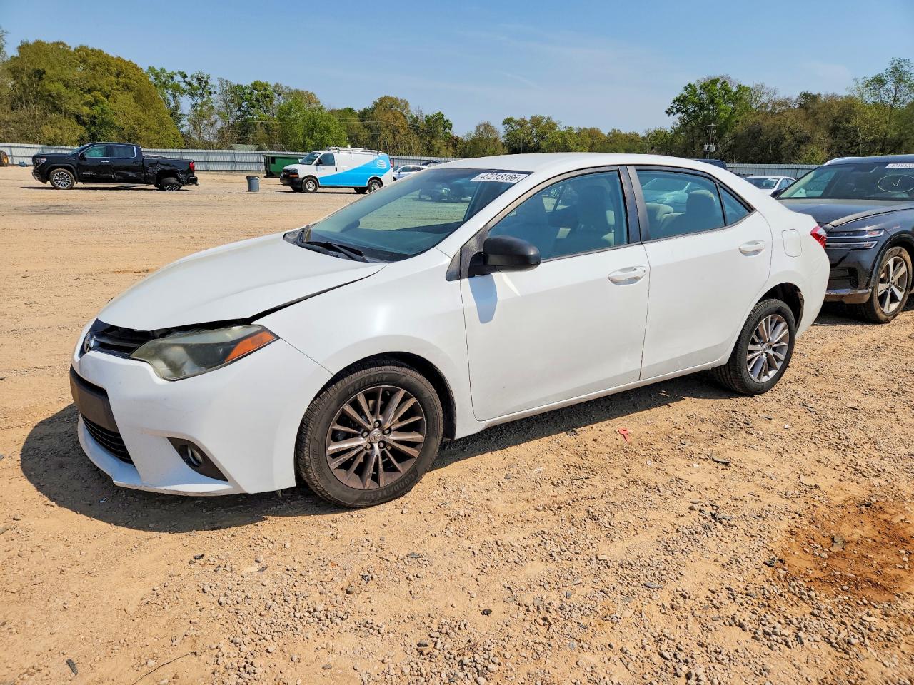 Salvage Toyota Corolla Image