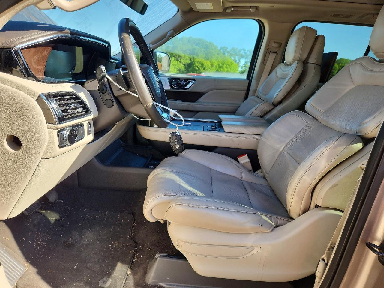 Lincoln Navigator Reserve