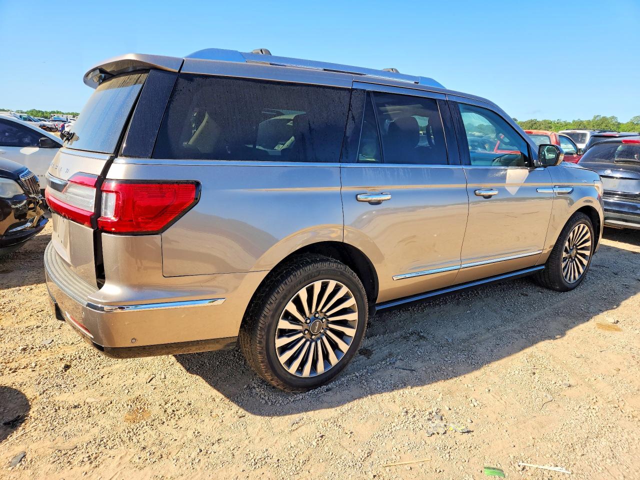 Lincoln Navigator Reserve