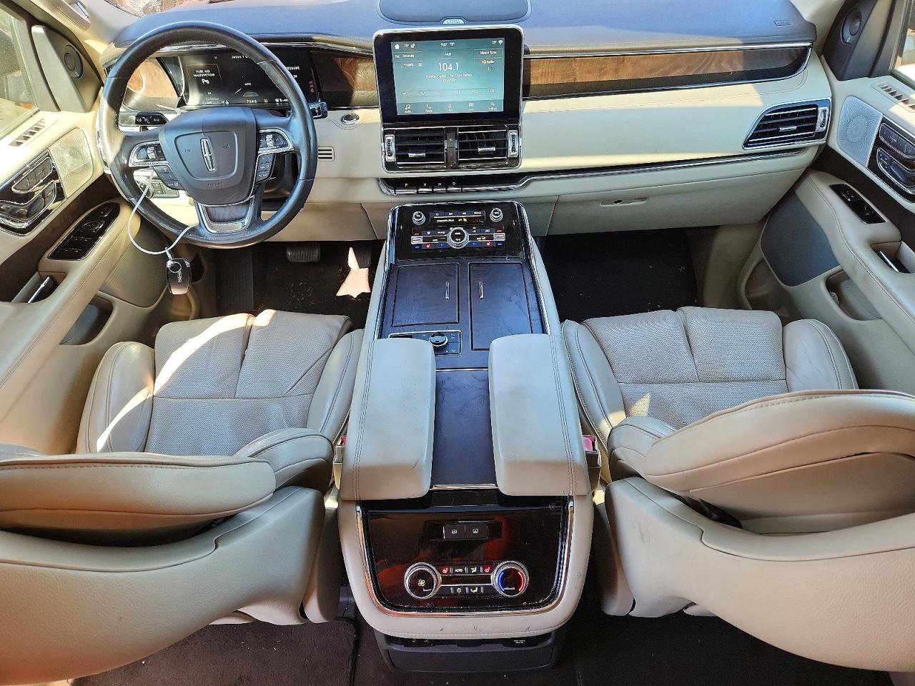 Lincoln Navigator Reserve