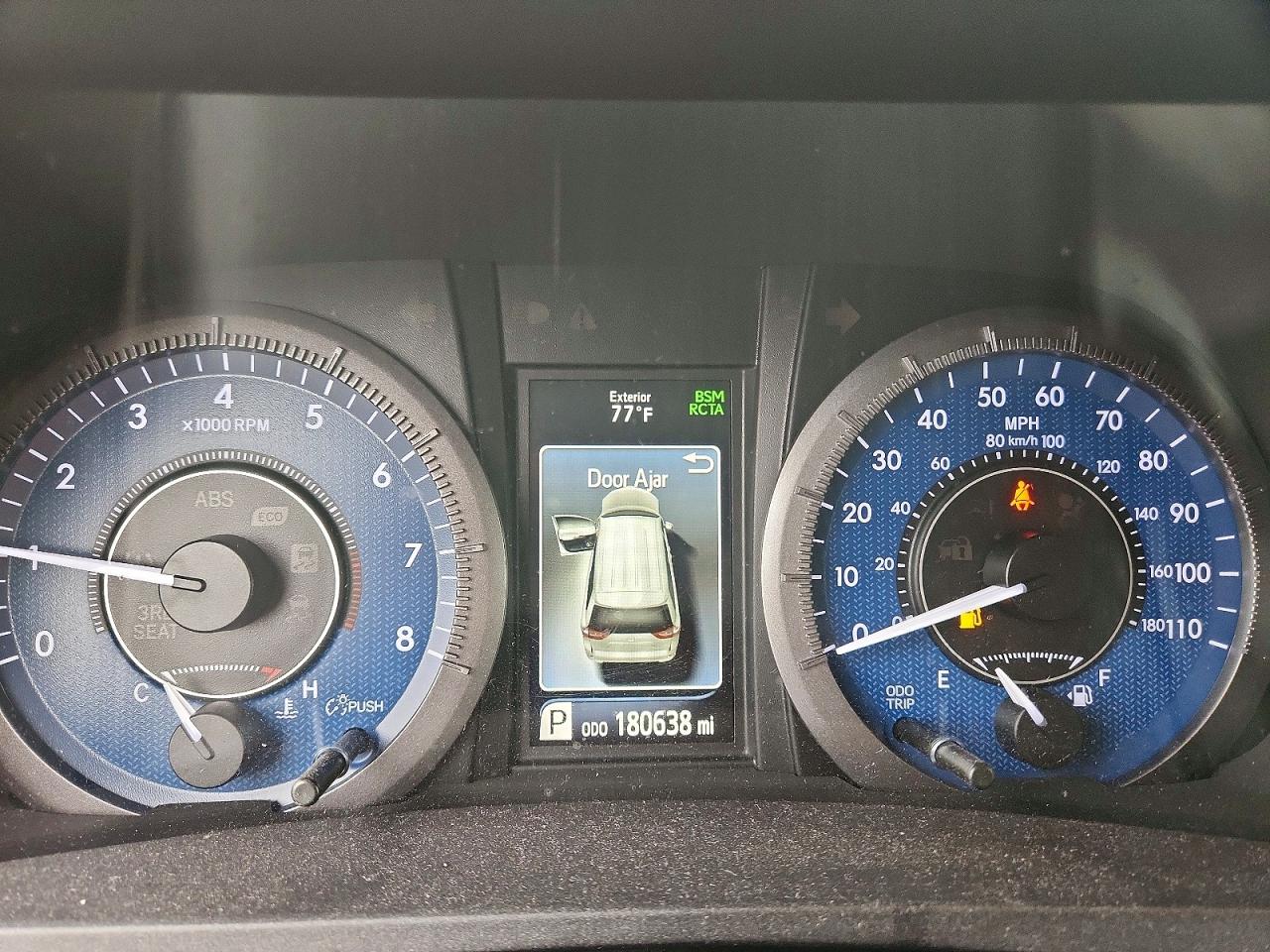 Toyota Sienna Xle Premium 8-passenger