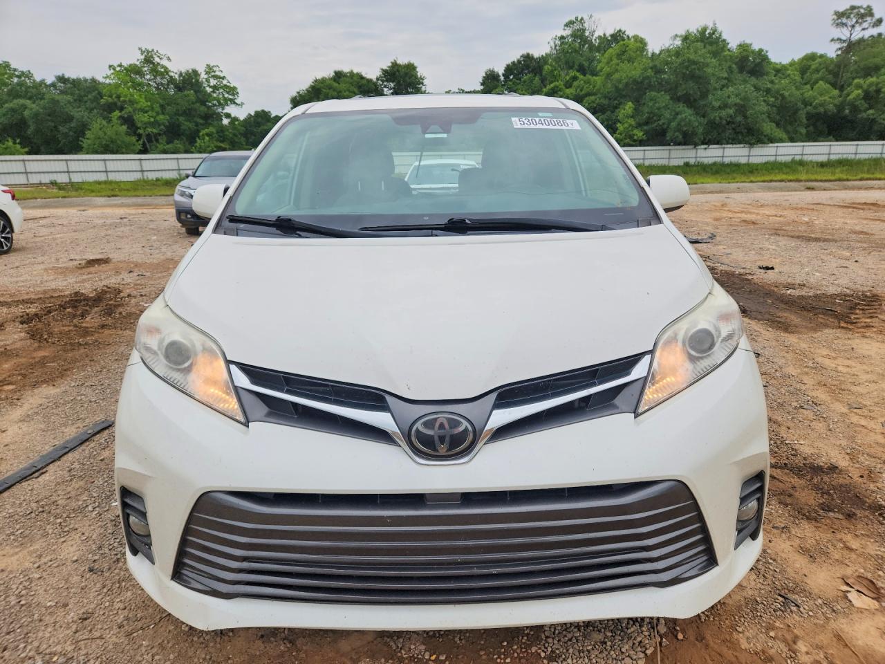 Toyota Sienna Xle Premium 8-passenger