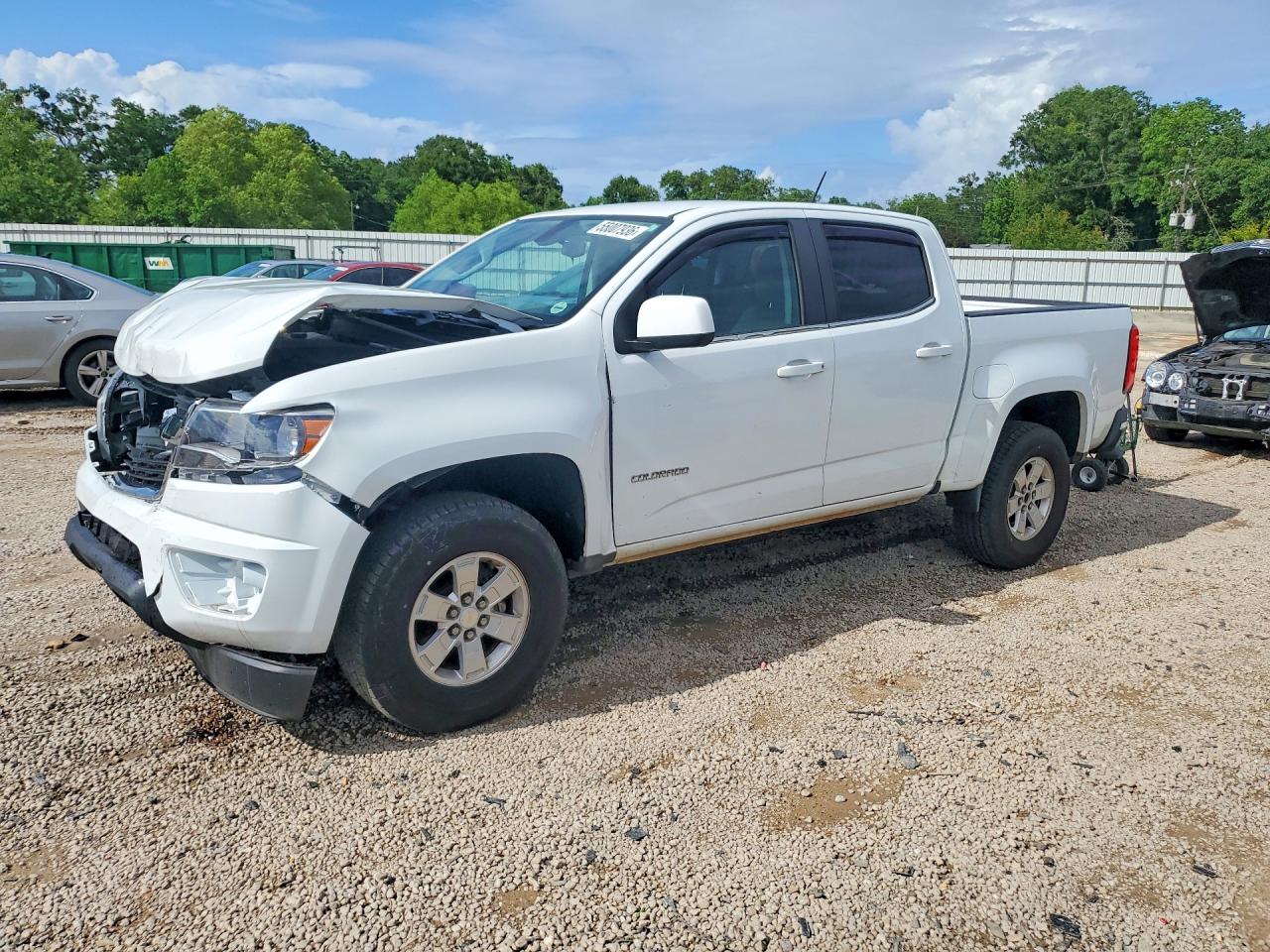 Salvage Chevrolet Colorado Image