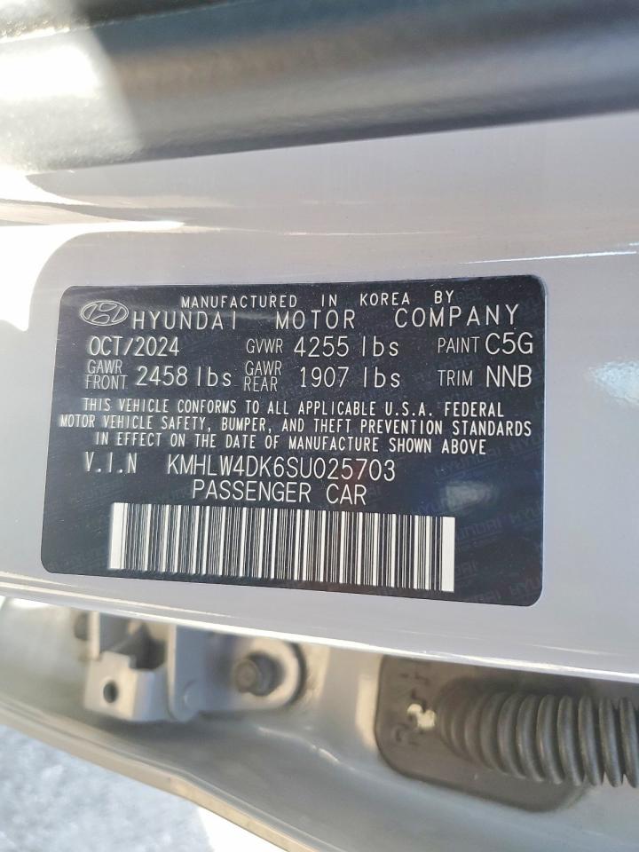 Hyundai ELANTRA Base