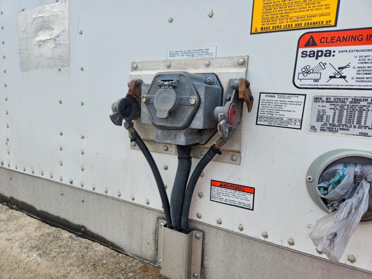 Utility Trailer Dry Van