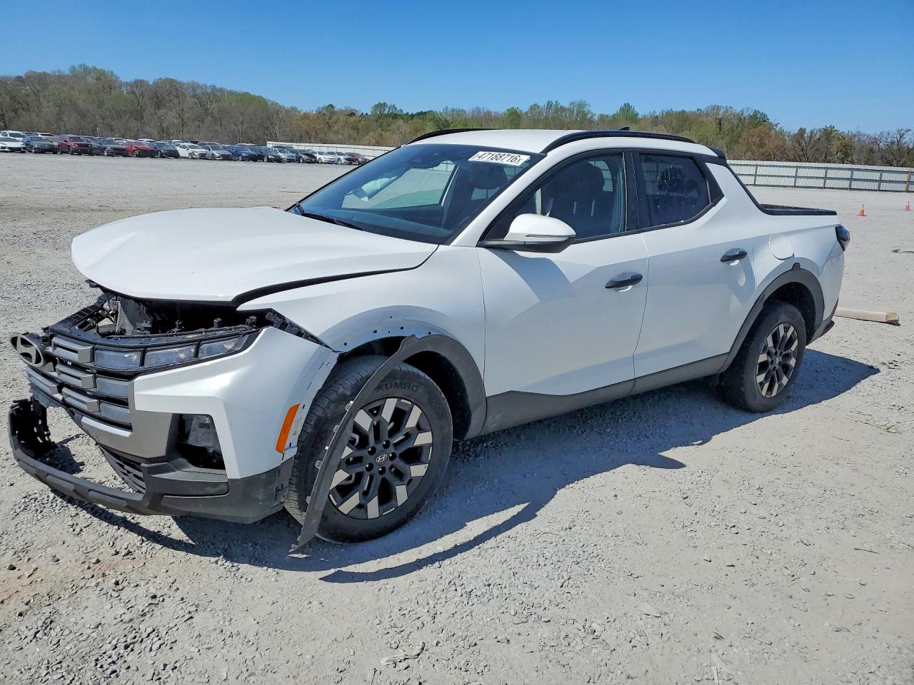 Salvage Hyundai SANTA CRUZ Image
