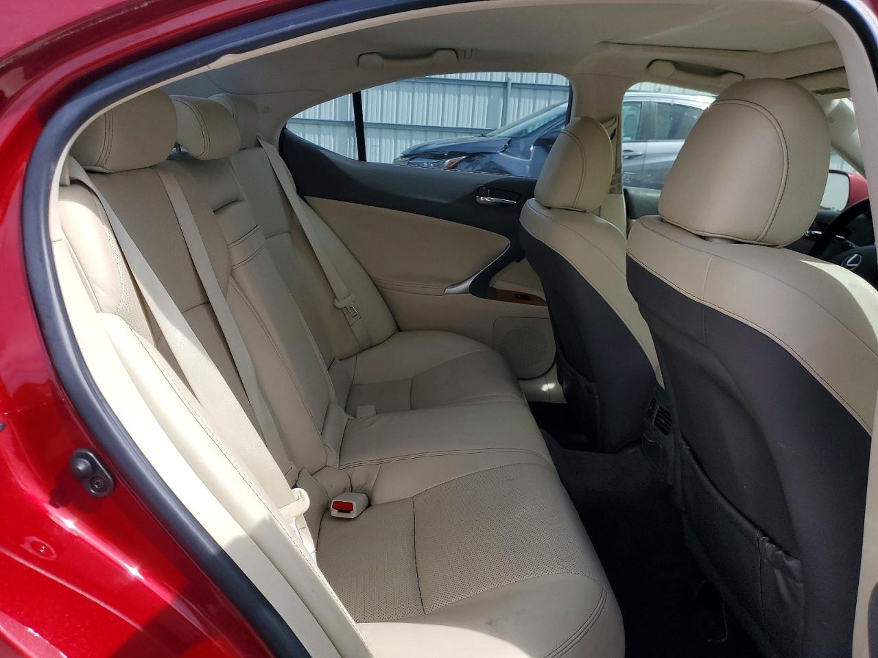 Lexus Is Base