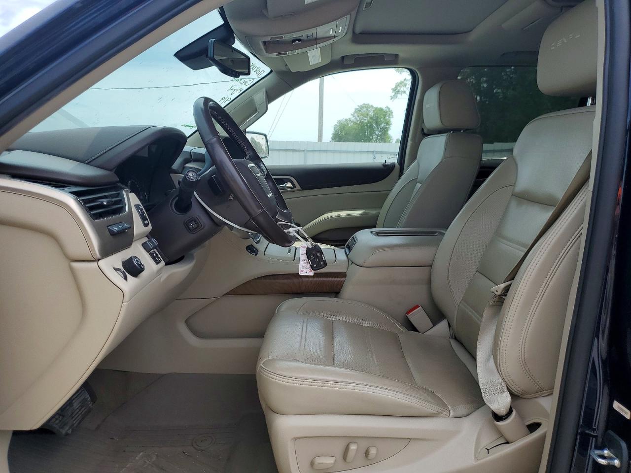 GMC Yukon Denali
