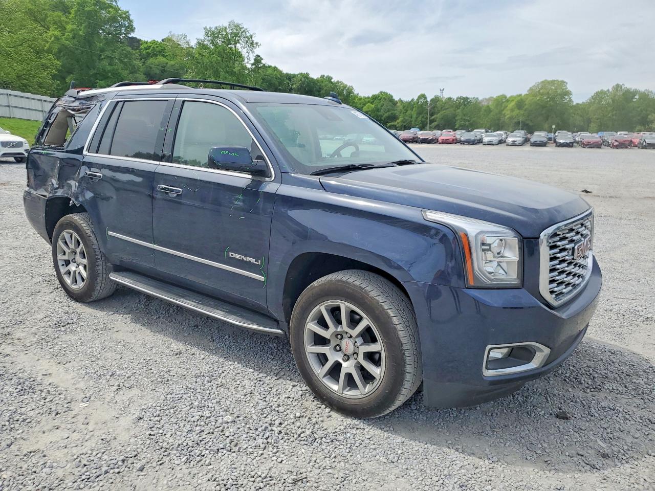 GMC Yukon Denali