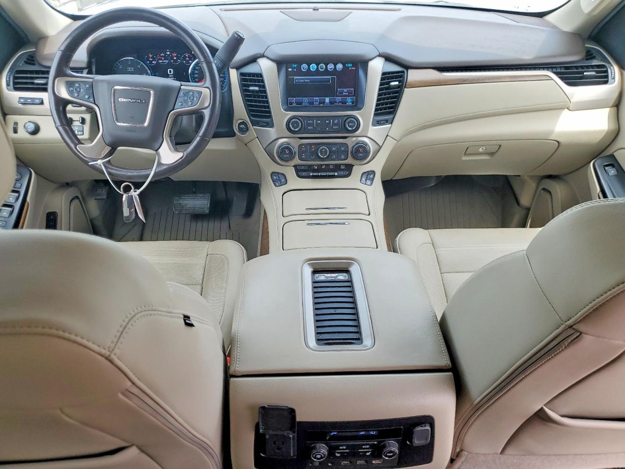 GMC Yukon Denali