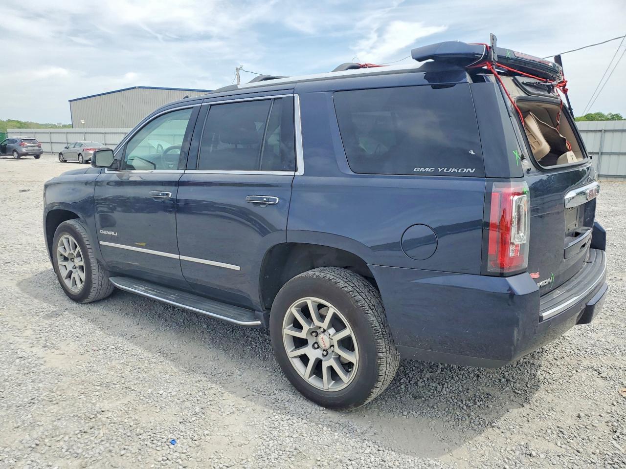 GMC Yukon Denali