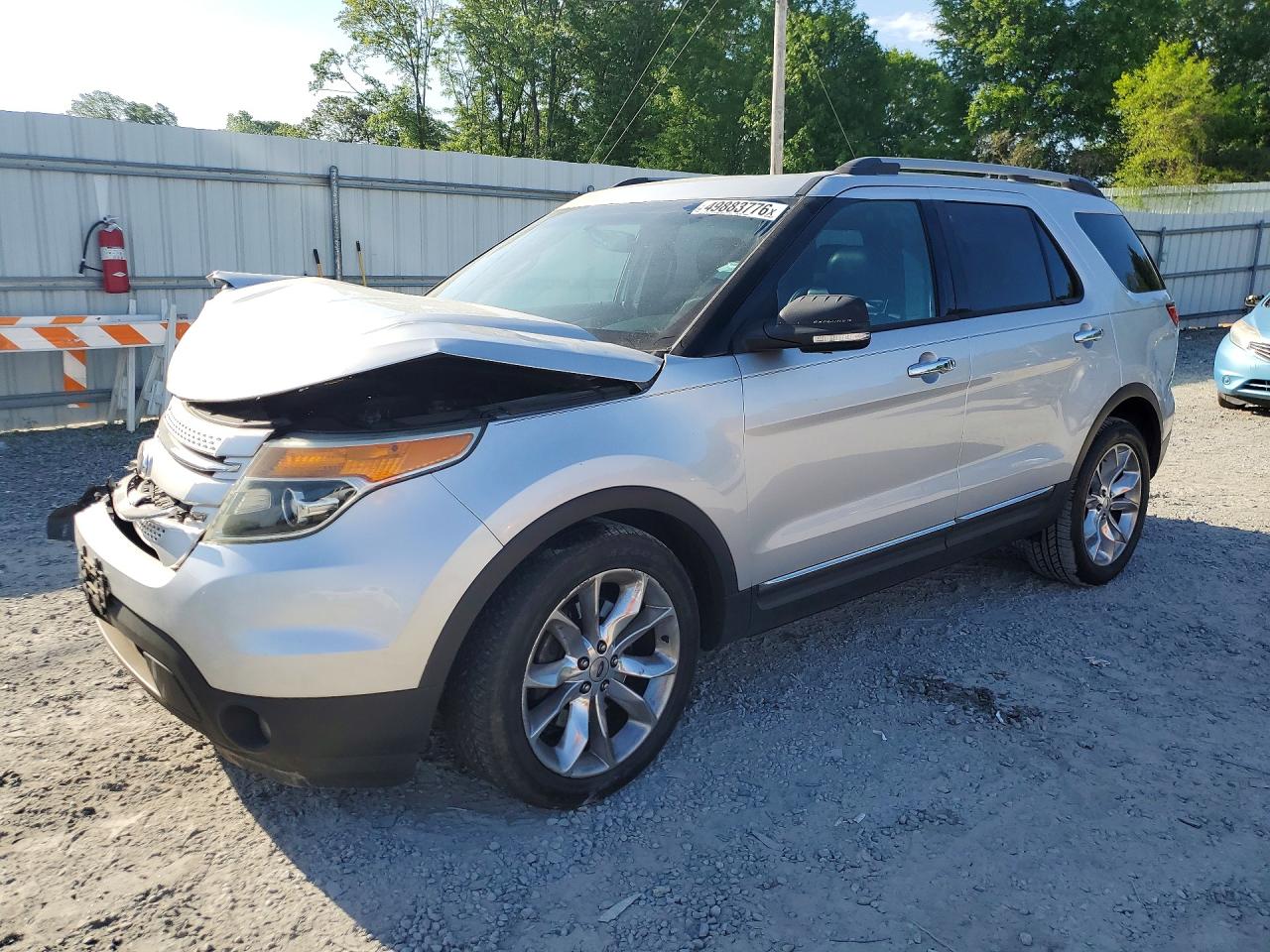 Salvage Ford Explorer Image