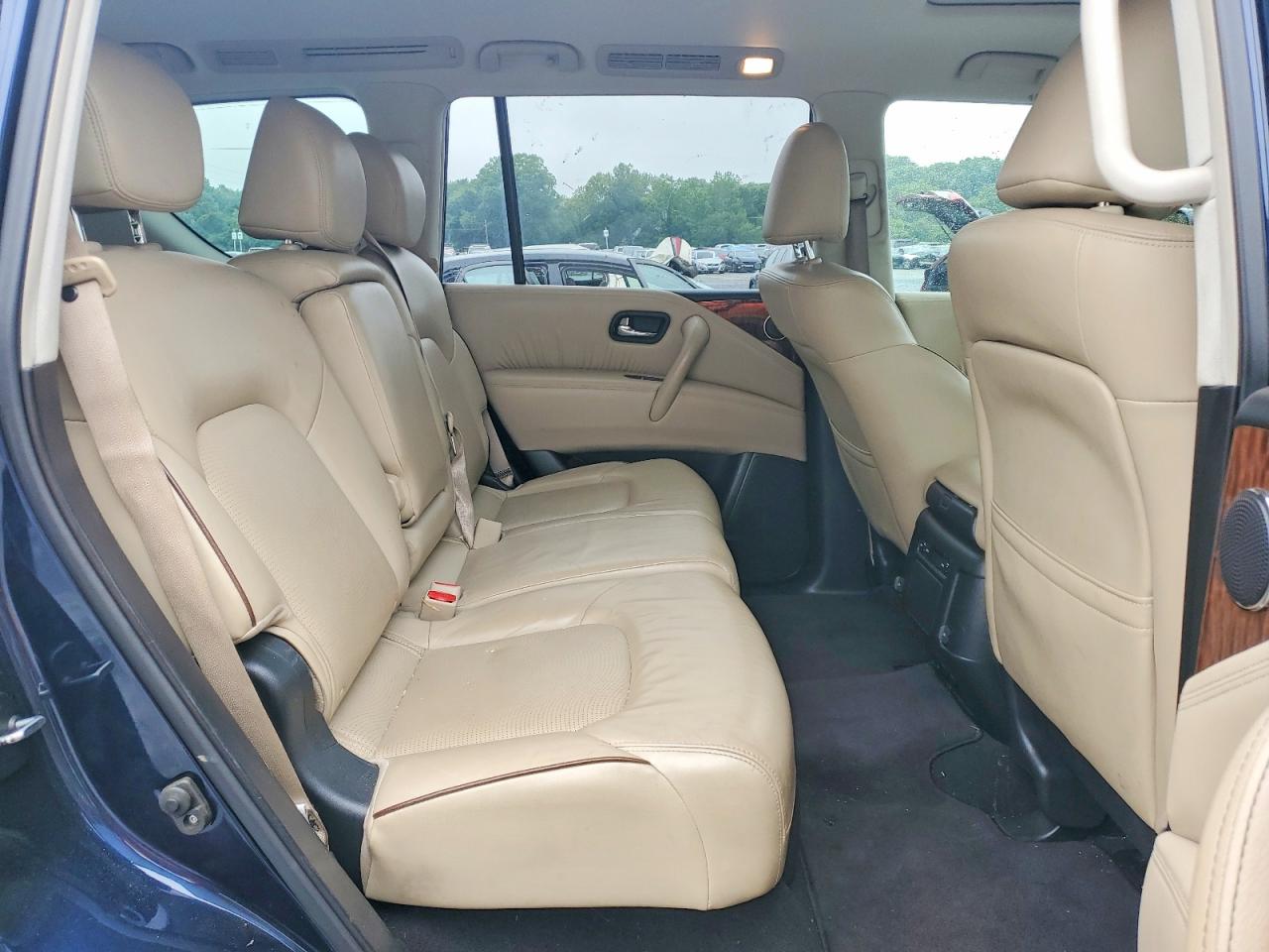 Nissan Armada Sl