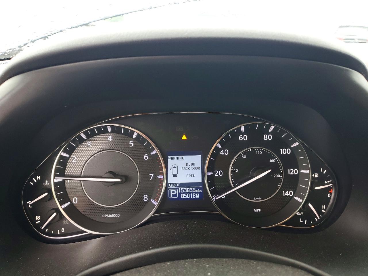 Nissan Armada Sl