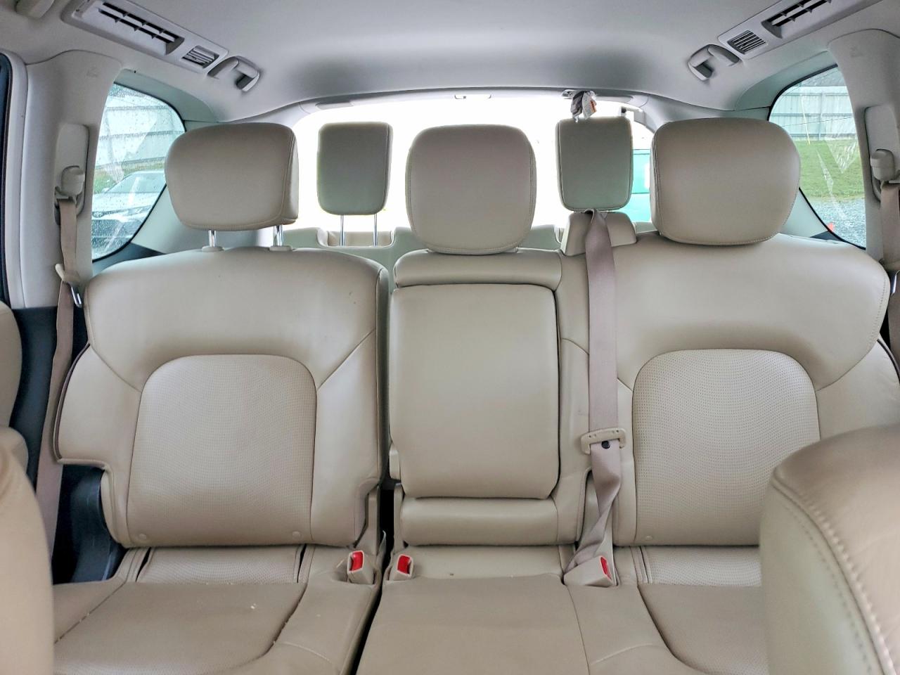 Nissan Armada Sl