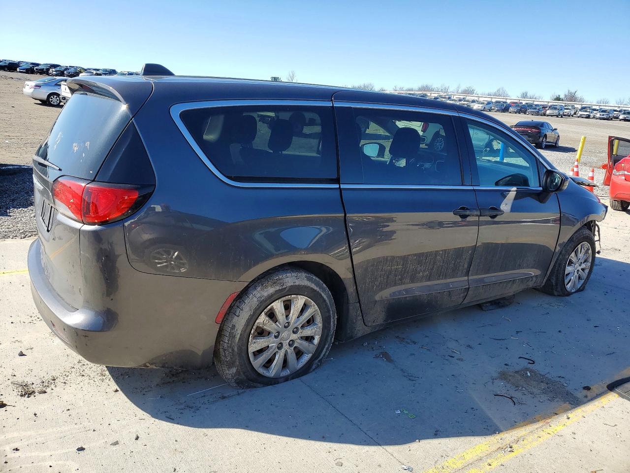 Chrysler Pacifica L