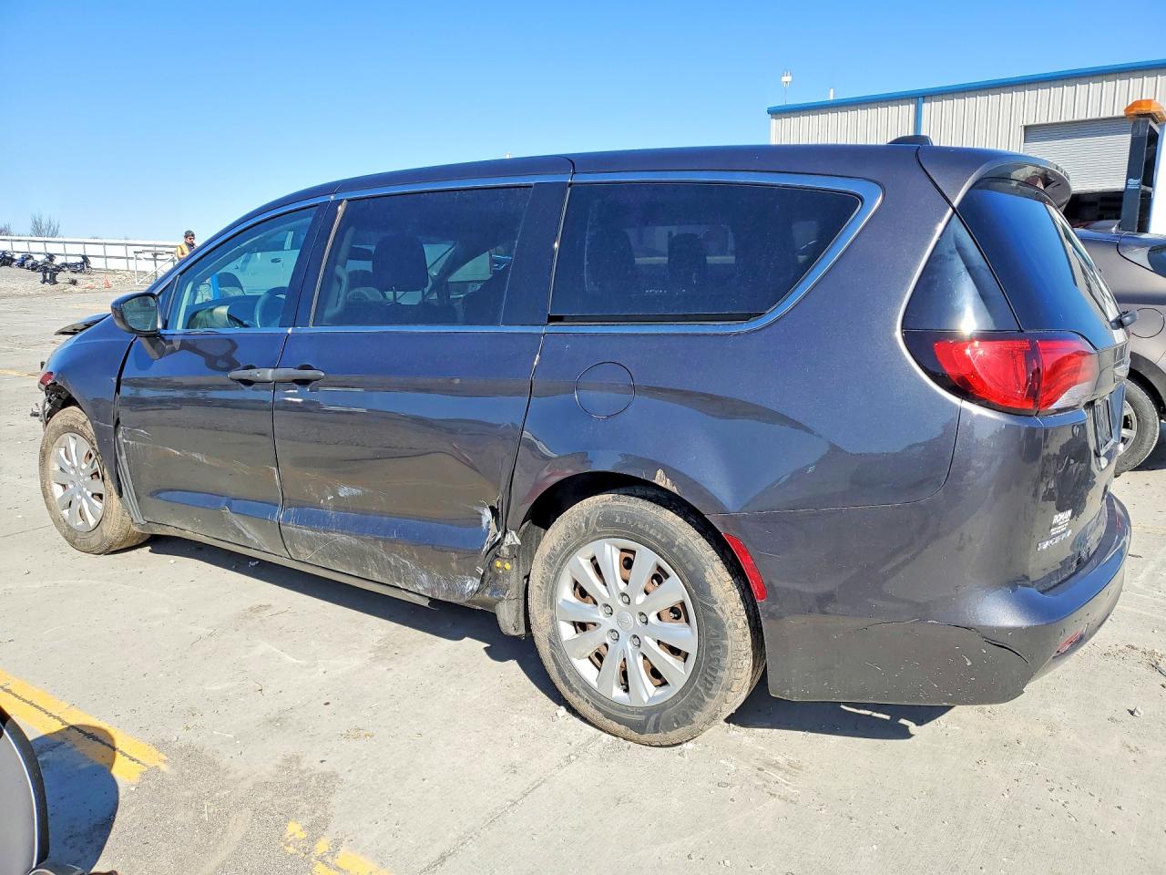 Chrysler Pacifica L
